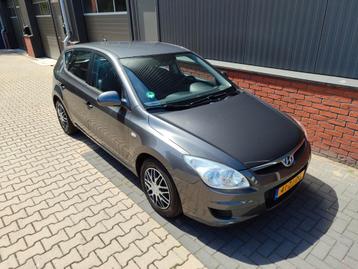 Hyundai i30 1.4 I Cvvt 5DR 2008 Grijs NAP Nieuwe APK! beschikbaar voor biedingen