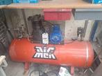 Kompressor, Doe-het-zelf en Verbouw, Compressors, Ophalen, Gebruikt, 200 tot 400 liter/min, Olievrij