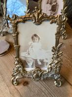Antiek fotolijstje met sierlijke details, Ophalen of Verzenden, Gebruikt, Metaal of Aluminium, Minder dan 50 cm