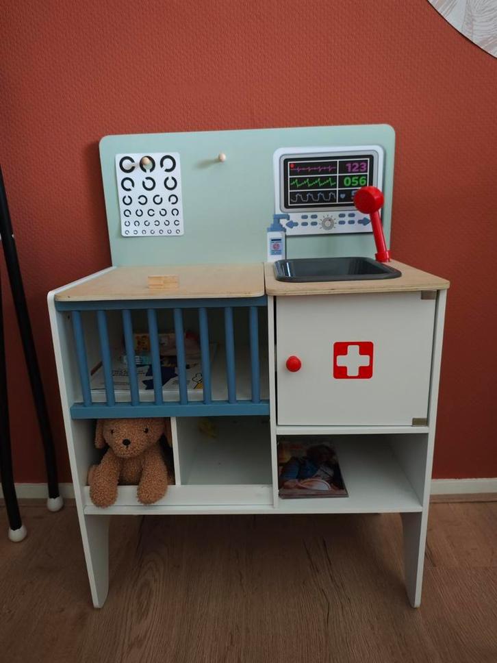 Dierenkliniek voor peuters/kleuters met accessoires dieren, Kinderen en Baby's, Speelgoed | Overig, Zo goed als nieuw, Jongen of Meisje