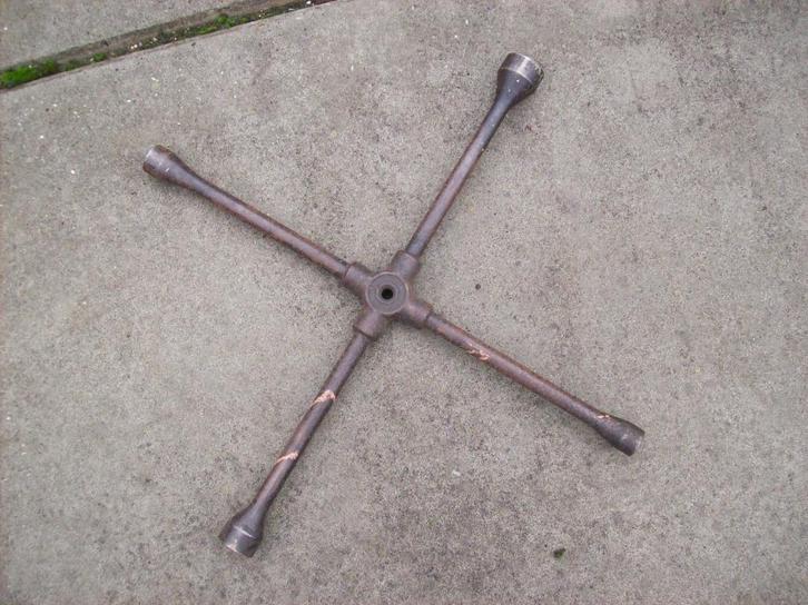Grote vrachtauto kruissleutel stahlwille, Antiek en Kunst, Antiek | Gereedschap en Instrumenten, Ophalen of Verzenden