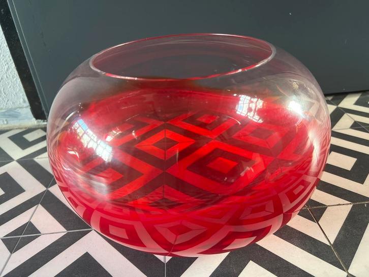 Rode Glazen Vaas met Geometrisch Patroon, Antiek en Kunst, Antiek | Vazen, Ophalen