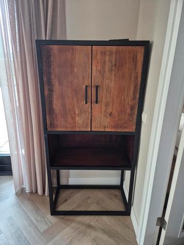 Goossens kast - Hout & Metaal beschikbaar voor biedingen