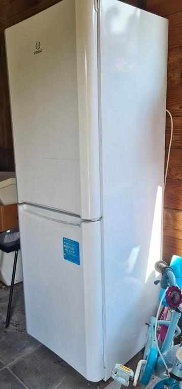 indesit koel vries combinatie beschikbaar voor biedingen