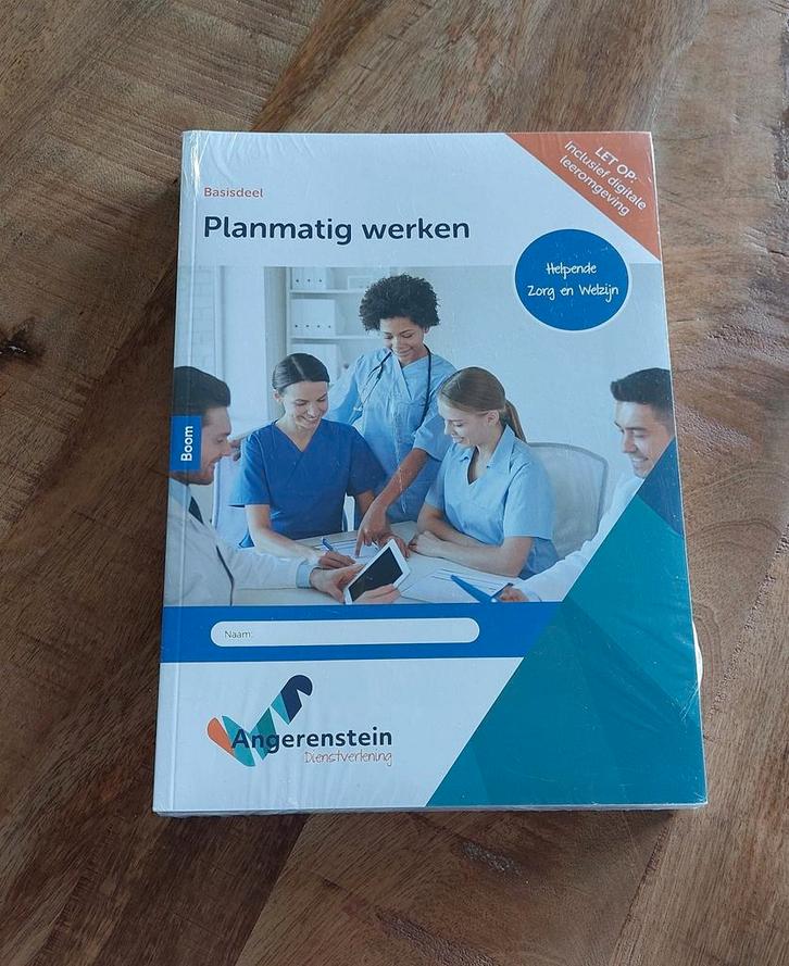 BOEKEN PAKKET Helpende Zorg&Welzijn🙂, Boeken, Schoolboeken, Nieuw, Overige vakken, Overige niveaus, Ophalen of Verzenden