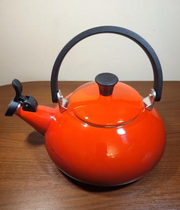 Le Creuset originele fluitketel 2L beschikbaar voor biedingen