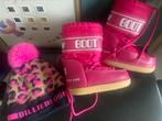 Sneuwboots moonboots winterlaarsen mt 26-28 passende mutsje, Ophalen of Verzenden, Zo goed als nieuw, Jongen of Meisje