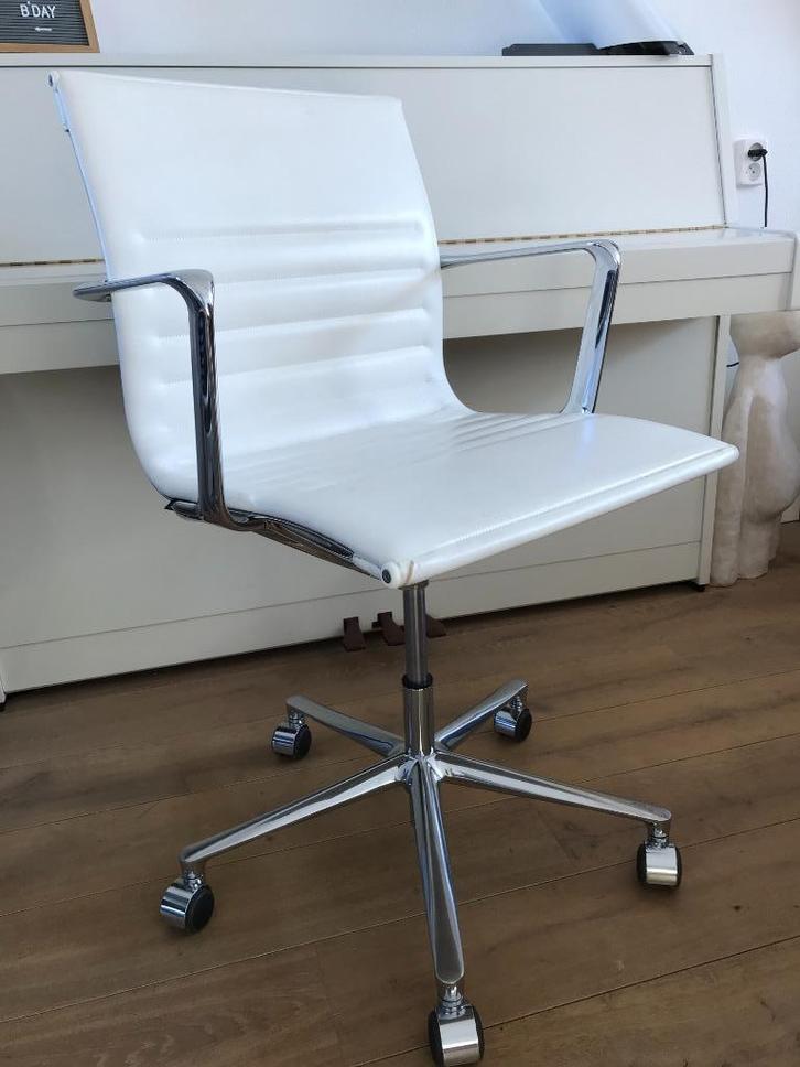 ICF Una Executive chair stoel bureaustoel leer, Huis en Inrichting, Bureaustoelen, Gebruikt, Zwart, Ophalen