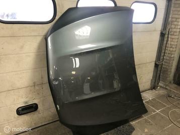 Mercedes GLE-klasse V167 Motorkap beschikbaar voor biedingen