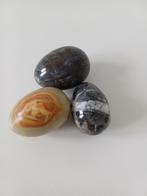 3 natuurstenen eieren, Verzamelen, Mineralen en Fossielen, Ophalen of Verzenden, Mineraal