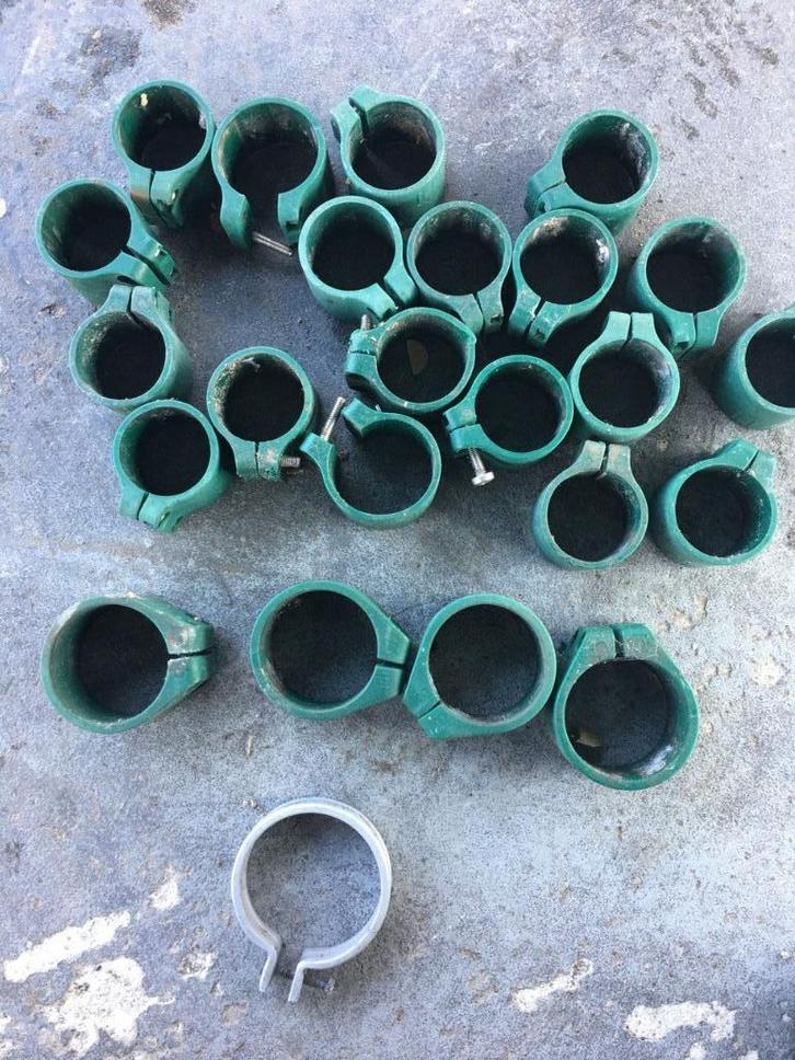 19+4x midden/eindklem voor paal in hekwerk (groen), Tuin en Terras, Tuinhekken en Hekwerk, Gebruikt, IJzer, Ophalen