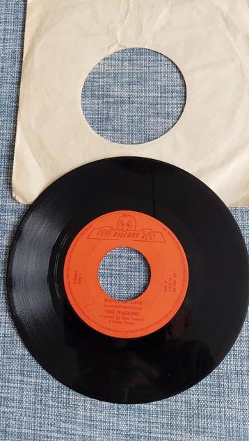 Single The Walkers - Dance of Love  top40hit 1973 beschikbaar voor biedingen