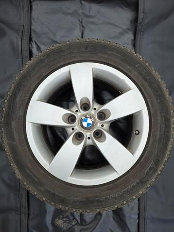 BMW lichtmetalen velgen met prima winterbanden. 2.3 mm prof. beschikbaar voor biedingen