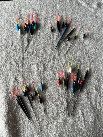 adv 333 / NIEUW mixset 40 dobbers beschikbaar voor biedingen