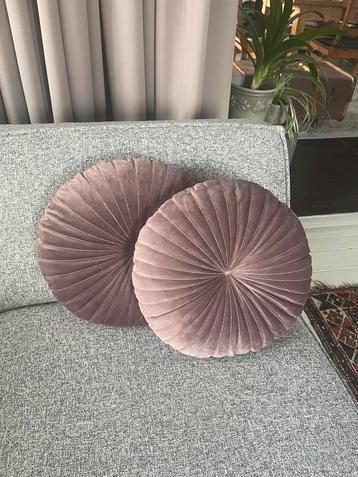 Set 2 fluwelen sierkussens mauve beschikbaar voor biedingen