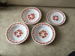 3 diepe borden en 1 boterham bordje. retro., Ophalen of Verzenden, Overige typen