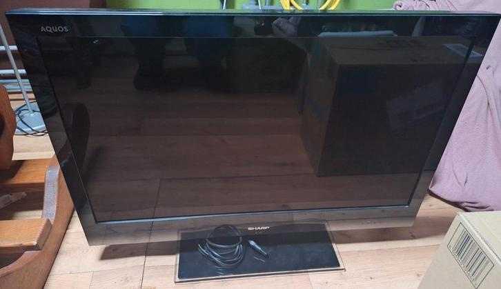 Sharp LCD TV - LC-32LU700E, Audio, Tv en Foto, Televisies, Gebruikt, LCD, 80 tot 100 cm, HD Ready (720p), Sharp, 50 Hz, Ophalen of Verzenden