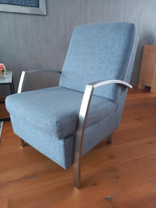 2 Lichtblauwe fauteuils, Huis en Inrichting, Fauteuils, Zo goed als nieuw, Stof, Ophalen