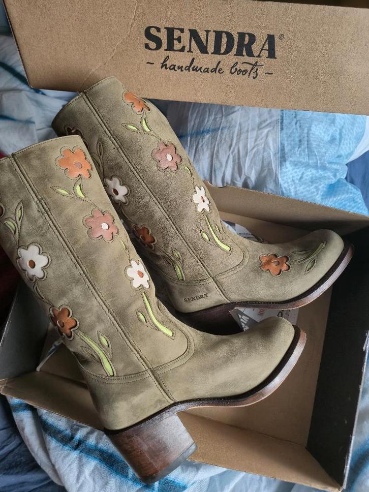 Sendra flower boots, Kleding | Dames, Schoenen, Zo goed als nieuw, Hoge laarzen, Groen, Ophalen