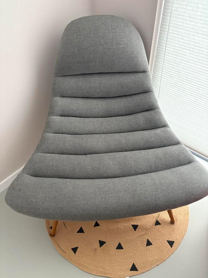 Design fauteuil “Elton” grijs  (sofa company), Huis en Inrichting, Fauteuils, Zo goed als nieuw, Hout, 75 tot 100 cm, 75 tot 100 cm