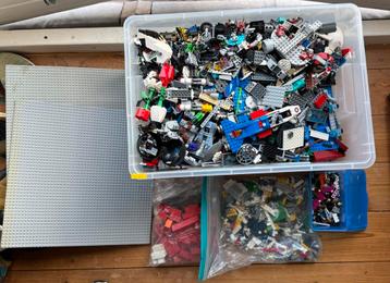 Volle bak met mooie Lego. Meer dan 14kg beschikbaar voor biedingen