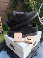 Travis Scott x Air Jordan 1 Low OG SP "Velvet Brown" 45, Kleding | Heren, Schoenen, Bruin, Nike, Nieuw, Ophalen of Verzenden