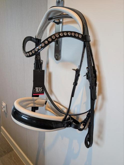 Te koop Tess stang&trens hoofdstel full nieuw!, Dieren en Toebehoren, Paarden en Pony's | Hoofdstellen en Tuigage, Nieuw, Dressuur