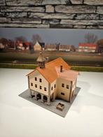 Vakwerkhuis Raadshuis N spoor trein 1:160, Hobby en Vrije tijd, Modeltreinen | N-Spoor, Overige merken, Gebruikt, Gelijkstroom of Wisselstroom