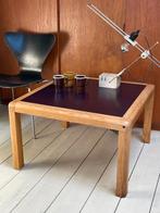 salontafel tafeltje tafel hout paars tafelblad mid century, Huis en Inrichting, Tafels | Salontafels, Ophalen, Gebruikt, 50 tot 100 cm