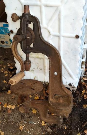 kolomboren beschikbaar voor biedingen