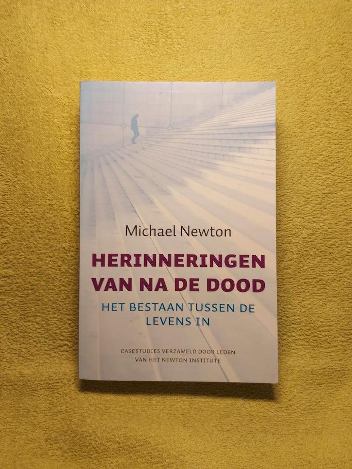 Herinneringen van na de dood - Michael Newton., Boeken, Esoterie en Spiritualiteit, Zo goed als nieuw, Achtergrond en Informatie