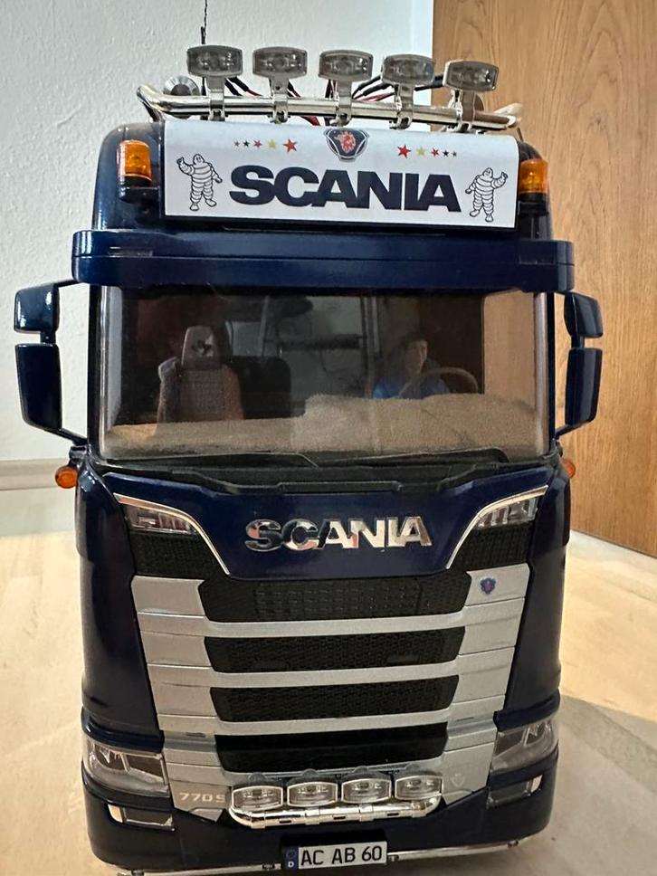 Tamiya Scania, Hobby en Vrije tijd, Modelbouw | Radiografisch | Auto's, Zo goed als nieuw, Ophalen of Verzenden