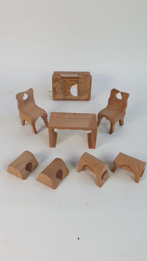 Setje antieke houten poppenhuismeubeltjes, puzzel. 8A12, Verzamelen, Poppenhuizen en Toebehoren, Gebruikt, Poppenhuis, Ophalen of Verzenden