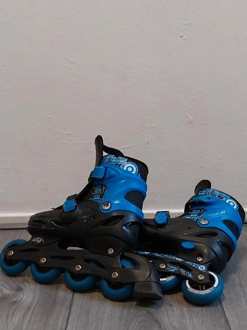 l:

Coole Verstelbare skeelers -maat 35-38 Blauw/Zwart -topc beschikbaar voor biedingen
