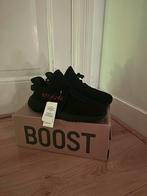 Yeezy 350 bred 43 1/3, Ophalen of Verzenden, Nieuw, Zwart