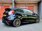 Ford Fiesta ST 300PK Cruise + Stoelverwarming + Navi, Auto's, Voorwielaandrijving, 1063 kg, 4 cilinders, Leder en Stof