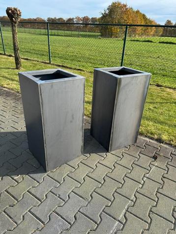 Cortenstaal plantenbakken 40x40x80cm beschikbaar voor biedingen