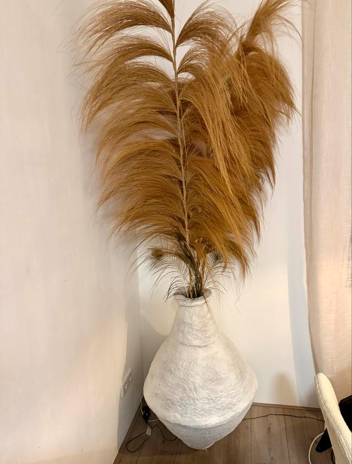Grote vaas met Pampasgras en pauwenveren - boho/wabi sabi, Huis en Inrichting, Woonaccessoires | Kunstplanten en Kunstbloemen