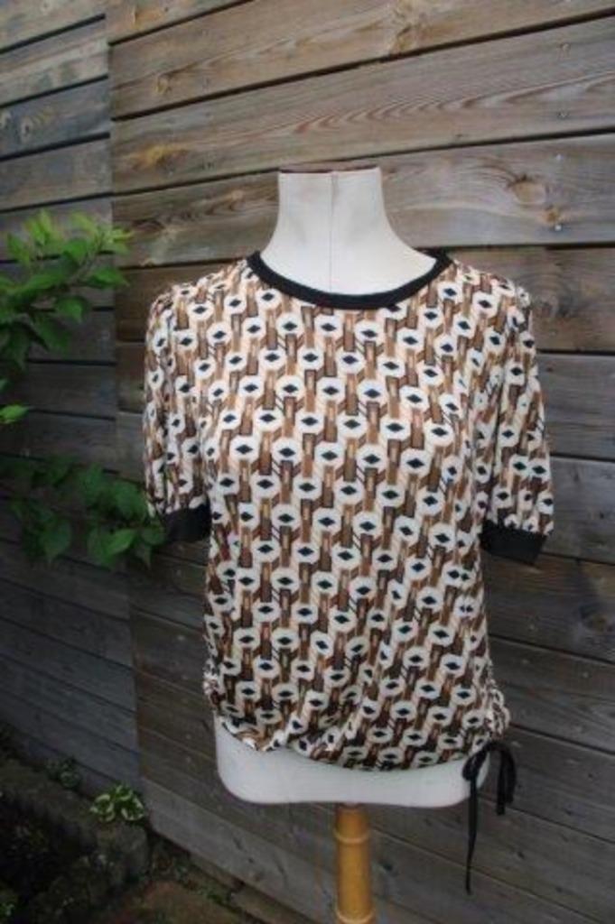 Tuniek beige/ bruin Chastar mt S/M Vaste prijs OPRUIMING, Kleding | Dames, Blouses en Tunieken, Zo goed als nieuw, Maat 36 (S)