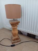 Tafellamp, Huis en Inrichting, Lampen | Tafellampen, Zo goed als nieuw, Hout, 50 tot 75 cm, Ophalen