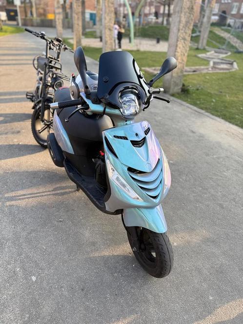 Piaggio zip 80cc (full malossi), Fietsen en Brommers, Scooters | Piaggio, Zo goed als nieuw, Zip, Maximaal 45 km/u, Benzine, Ophalen