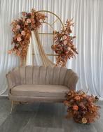 TE HUUR: Bruidsbank backdrop/achtergronddecor herfstkleur, Hobby en Vrije tijd, Feestartikelen | Verhuur, Ophalen, Zo goed als nieuw