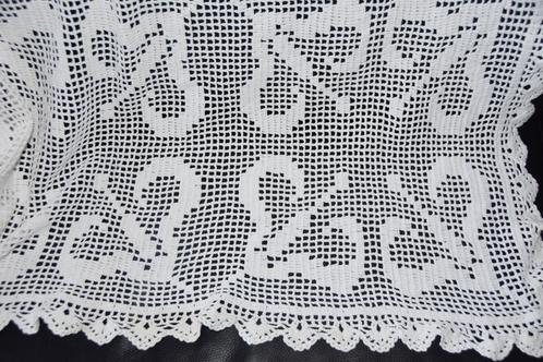 Brocante gehaakte sprei 1 persoons, Antiek en Kunst, Antiek | Kleden en Textiel, Ophalen of Verzenden