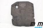 Motorafdekplaat Audi A4 8W 04L103925P, Gebruikt