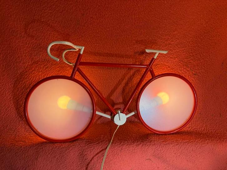 Vintage Zicoli wandlamp uit de jaren 70 - Italiaans design, Huis en Inrichting, Lampen | Wandlampen, Zo goed als nieuw, Kunststof