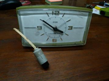 vintage 70's wekker / klok METAMEC (groen) beschikbaar voor biedingen