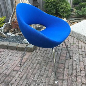 Artifort Shark eetkamerstoel stoel chair design beschikbaar voor biedingen