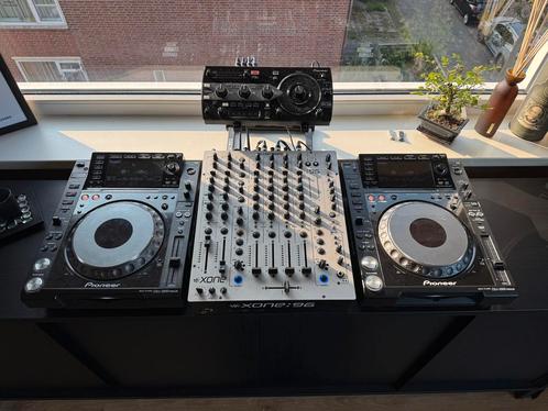 CDJ 2000 NXS NEXUS (2 stuks), Muziek en Instrumenten, Dj-sets en Draaitafels, Zo goed als nieuw, Pioneer, Ophalen