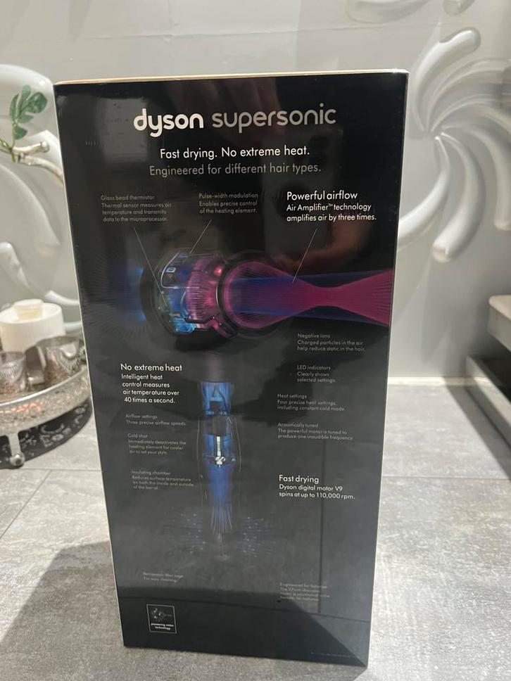 Dyson supersonic fhone,haar droger, krullen, Sieraden, Tassen en Uiterlijk, Uiterlijk | Haarverzorging, Zo goed als nieuw, Föhn of Haardroger