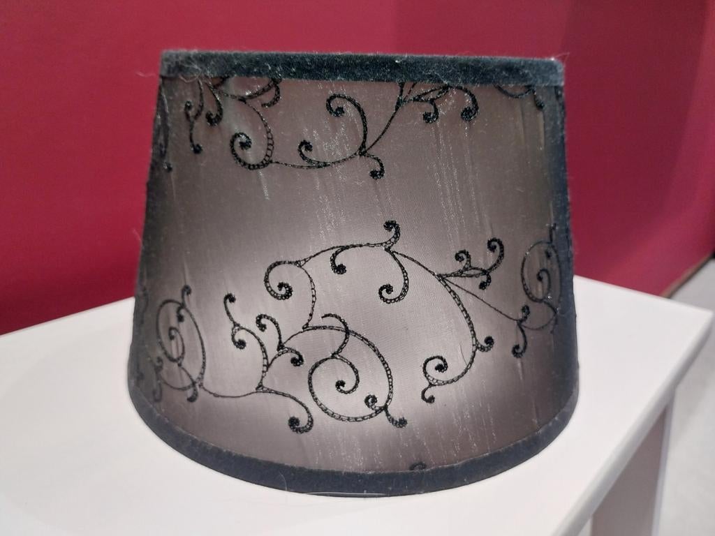 Zwarte, doorzichtige lampenkap met barokmotief, Zwart, Rond, Ophalen of Verzenden, Zo goed als nieuw